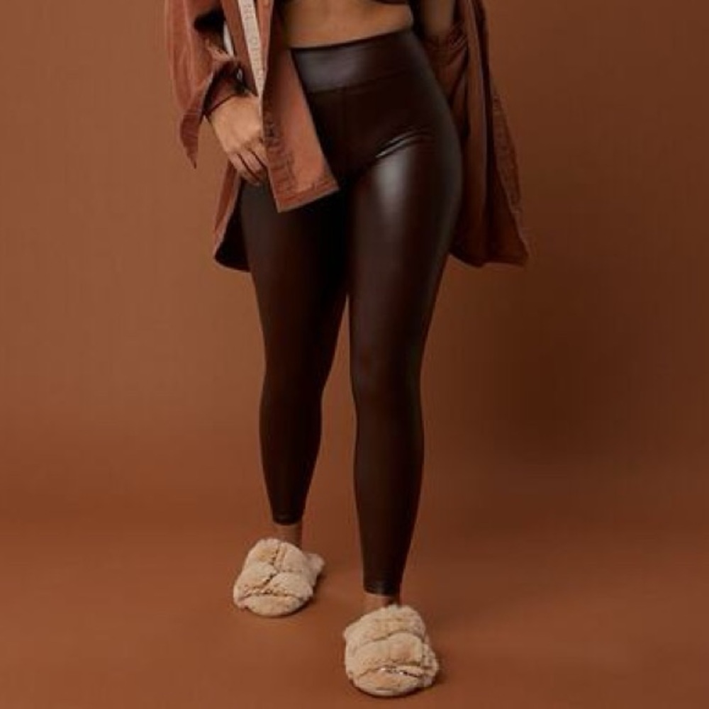 OFFLINE By Aerie Real Luxe Faux Leather Legging